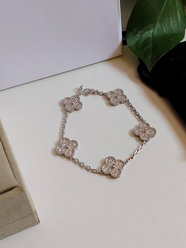 اسوارة فان كليف فضي