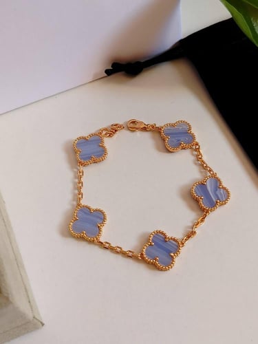 اسوارة فان كليف موف ذهبي