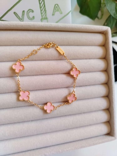 اسوارة فان كليف ميني زهري