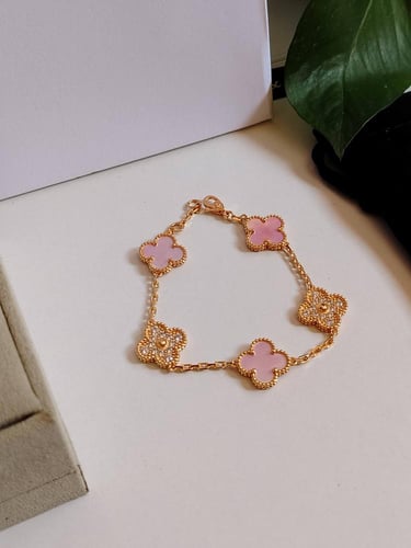 اسوارة فان كليف صدفي زهري وذهبي