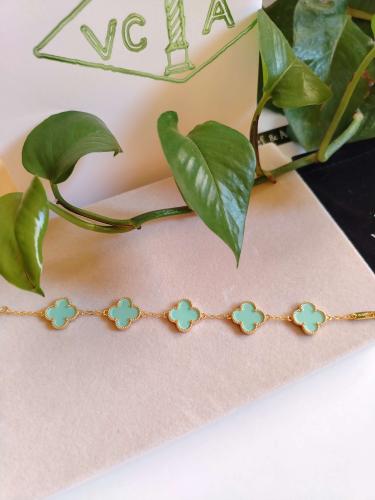 اسوارة فان كليف تيفاني