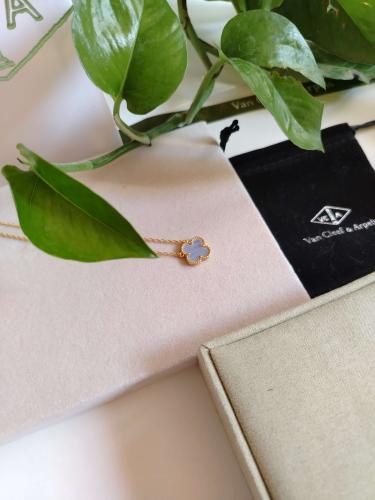 سلسال فان كليف موف ذهبي