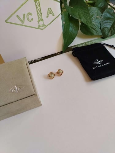 حلق فان كليف صدفي رصاصي