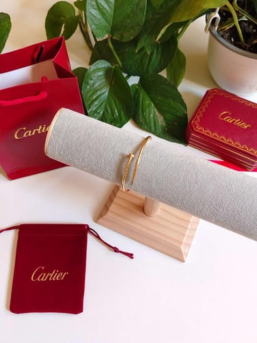 اسوارة كارتير مسمار رفيع ذهبي