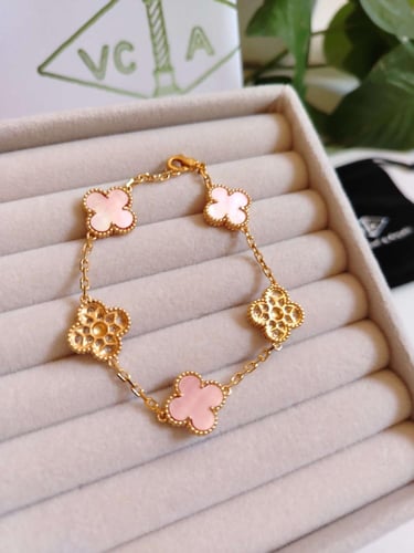 اسوارة فان كليف صدفي زهري وذهبي