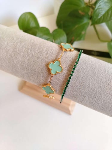 اسوارة فان كليف واسوارة تنس