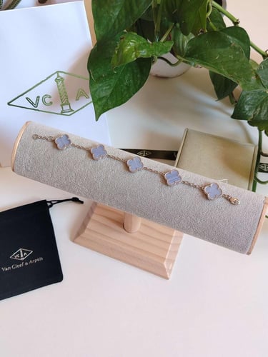 اسوارة فان كليف موف فضي