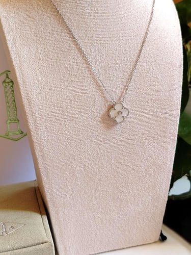 سلسال فان كليف صدفي بسلسال فضي