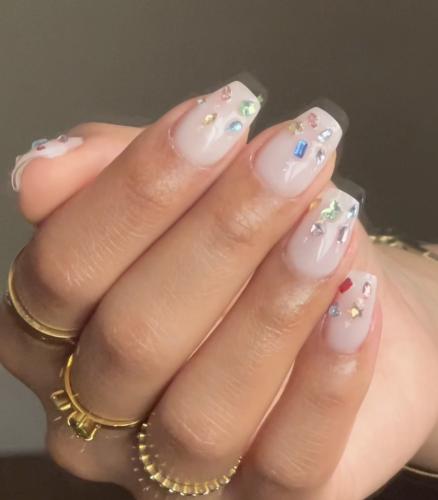 Bedazzled nails