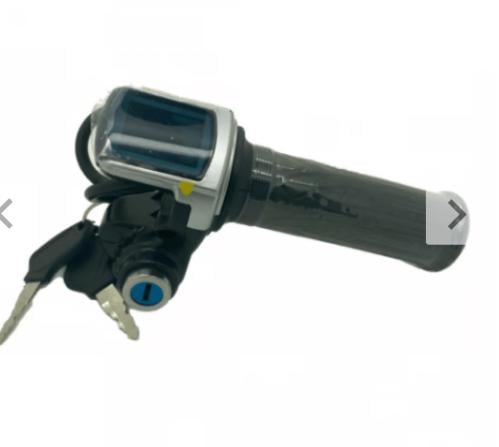 يد دعسة مع مفتاح سكوتر درفت فيش واحد