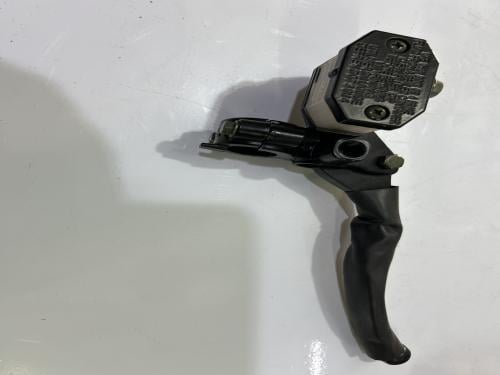 علبة فرامل دباب تركب يمين