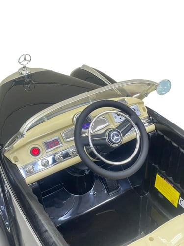 سيارة اطفال كهربائيه كلاسيكية مرسيدس بنز