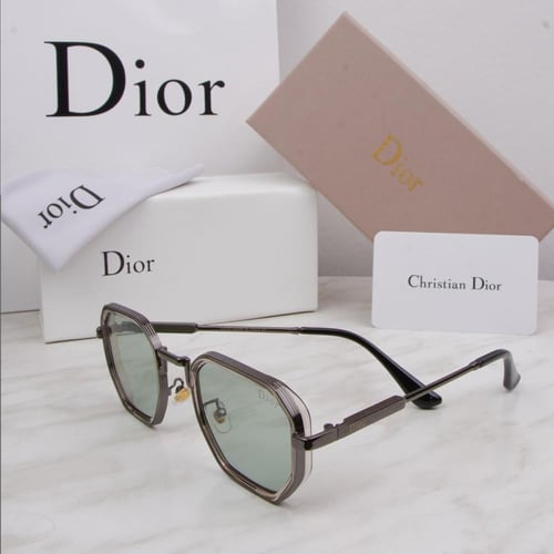 نظارة شمسية ديور الاصدار الجديد