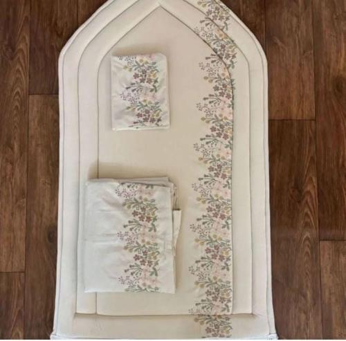 طقم صلاة نسائي أنيق | طقم صلاة جميل جدًا للاستخدام...