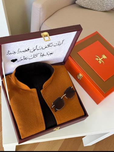 بوكس سديري دبل فيس مع نظارة