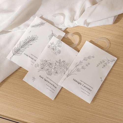 معطر ملابس فاخرة