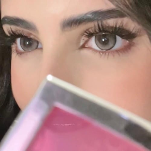 عدسة icy