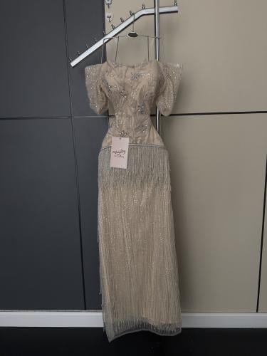 فستان كاري