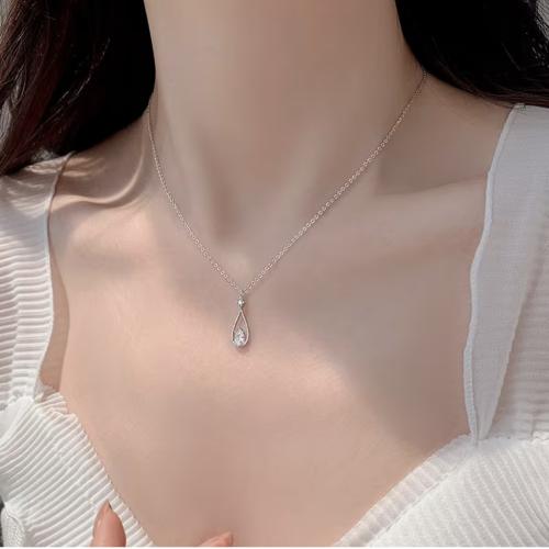 سلسال Teardrop فضة عيار 925