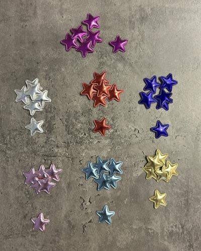 نجوم مطرزة مطفية