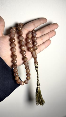 Andalusian brown wavy with Karkousha, bead size: 12 mm, type of story: circular, number of beads: 45