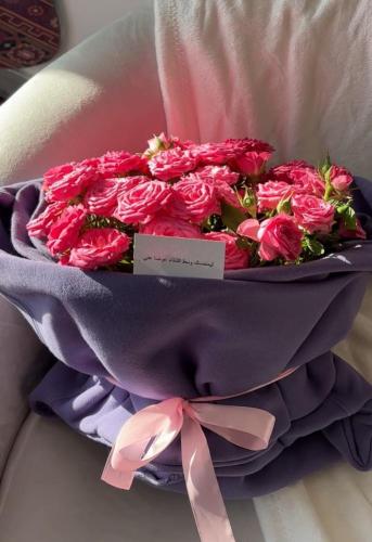 هودي الهبه مع باقة ورد حسب الطلب