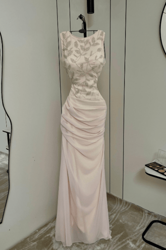 فستان سهرة وردي شيفون جورجيت صدرية مطرزة