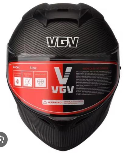 خوذه VGV اللون الأسود مقاس X Lمعتمده من دوت
