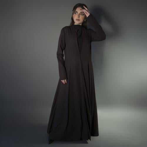 رواء كرب – عباية أنيقة
