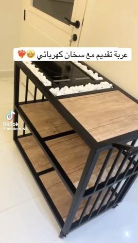 عربة تقديم بسخان كهربائي