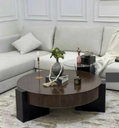 طاولة ضيافة