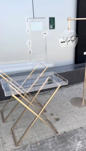 طاولات استقبال قطعتين مع الاستاند