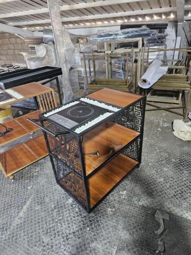 عربة تقديم بسخان كهربائي