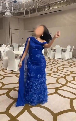 فستان خامه باربي أنيق