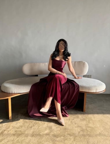 فستان مخمل عودي