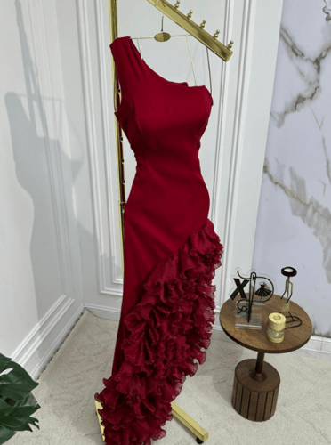 فستان مارون