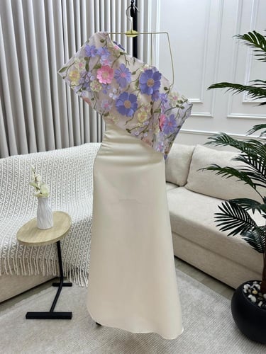 فستان العيد كلاسيكي