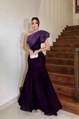 فستان لافينيا الأرجواني الملكي