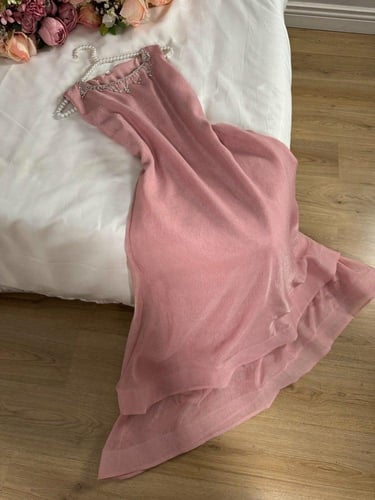 فستان وردي كلاسك