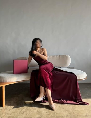 فستان مخمل عودي