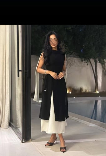فستان اسود انيق