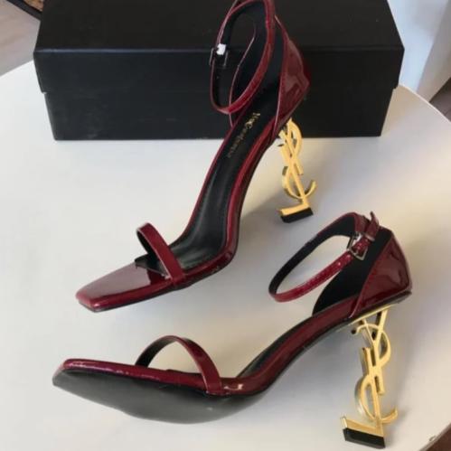 كعب سان لوران اوبيوم