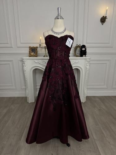 فستان لمياء الميدي