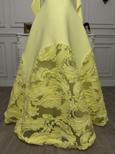 فستان لارا الليموني