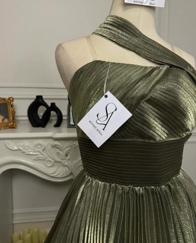 فستان كلارا