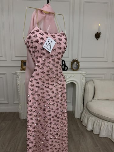 فستان كرستين