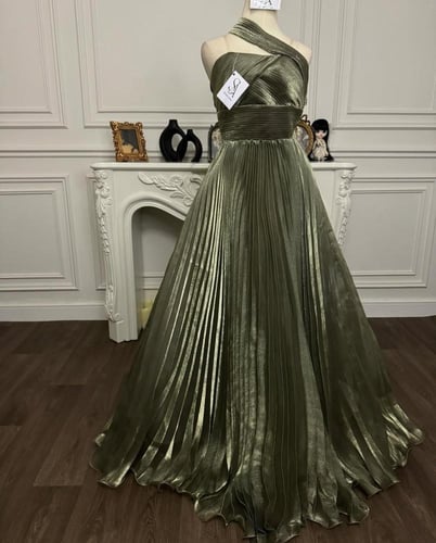 فستان كلارا