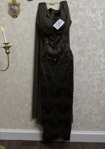 فستان نيروزا