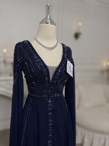 فستان ميلان الكحلي