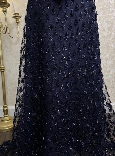 فستان فريال الكحلي